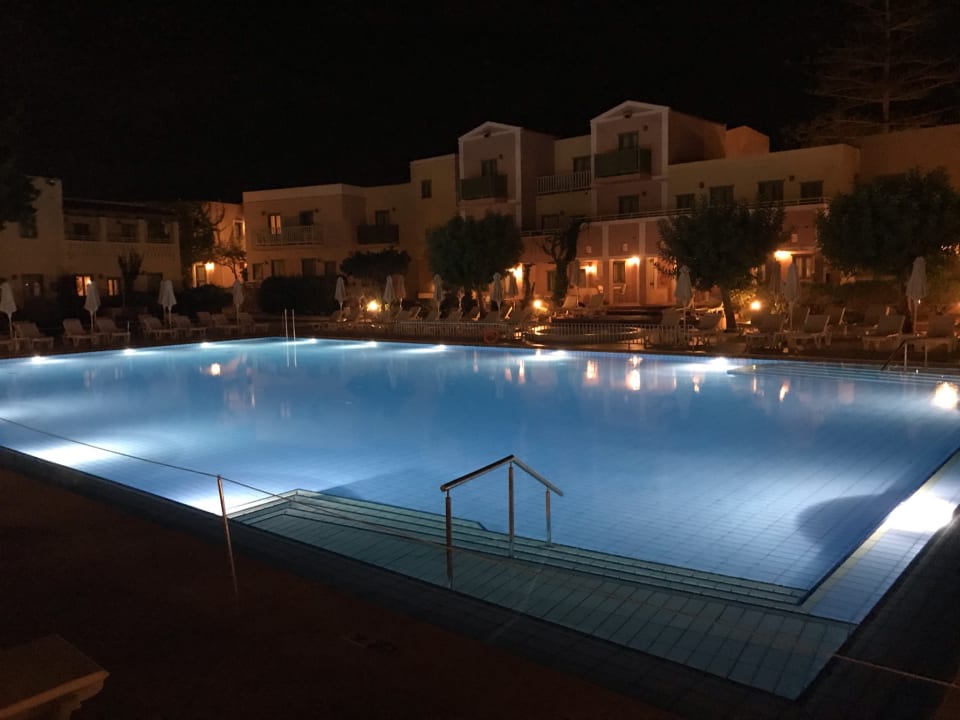 Pool Silva Beach Hotel