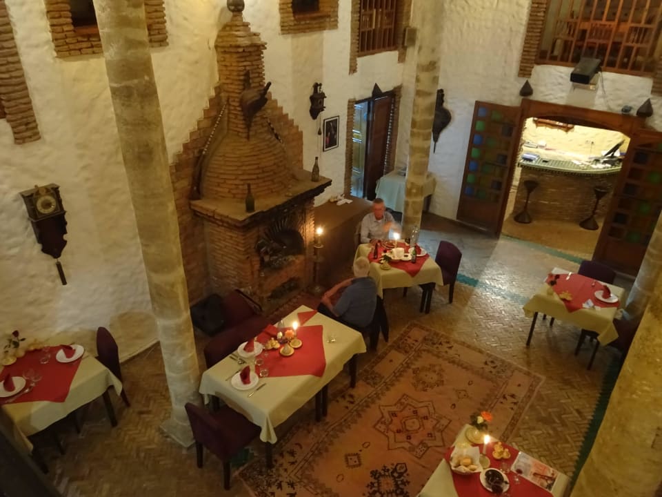 Speisesaal mit Kamin Hotel Riad Al Madina