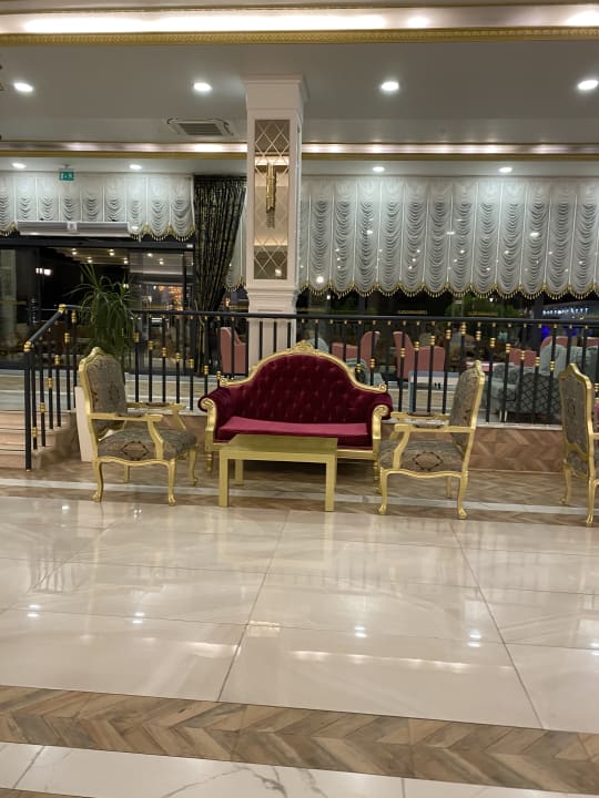 Lobby Dream World Palace Hotel