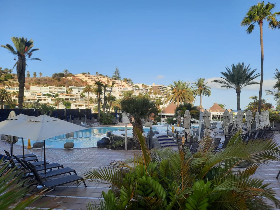 Pool Corallium Beach by Lopesan Hotels - Adults only