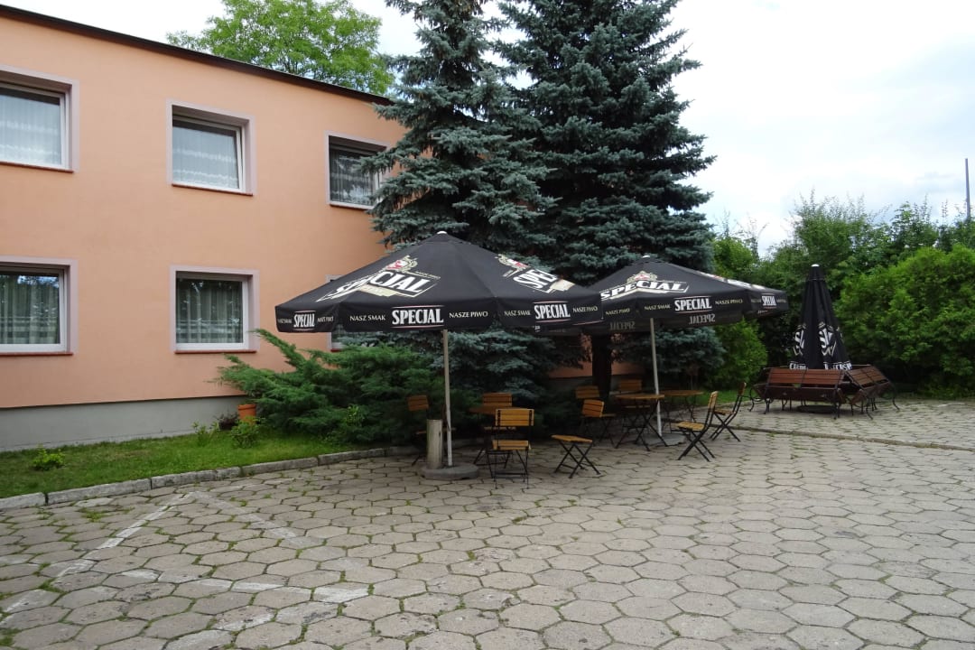 Hinter dem Hotel Hotel żuławy