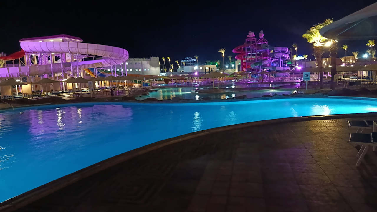 Außenansicht Beach Albatros Resort