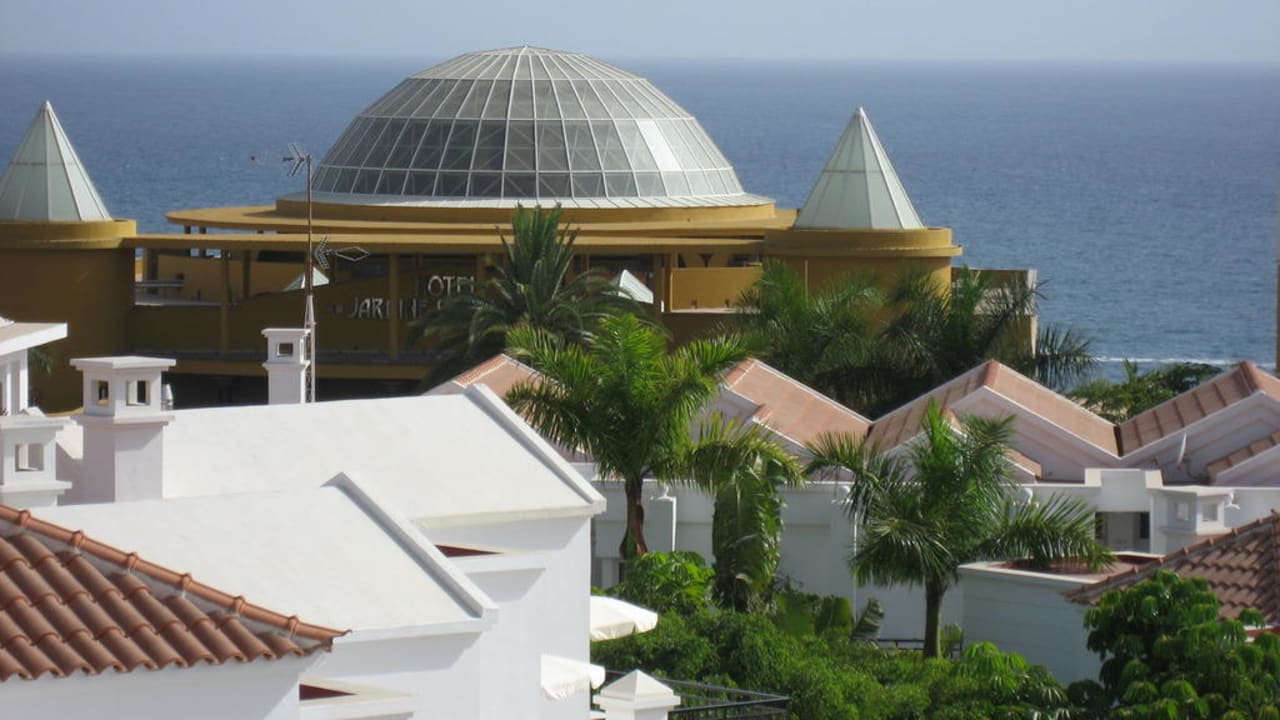 Blick vom Balkon des Zimmers 4. Etage GF FANABE