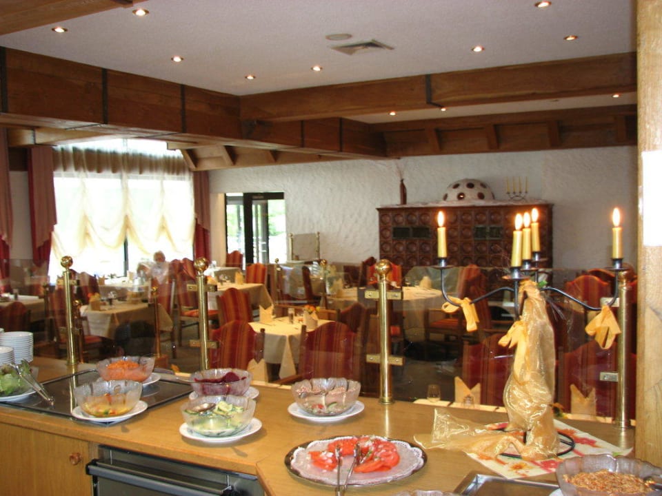 Ein Teil des Salatbüffets Hotel am Kaiserbrunnen