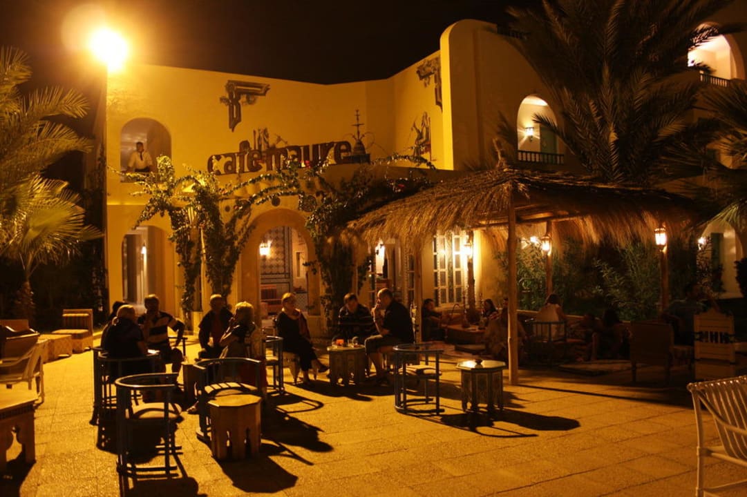 Das maurische Café in der Nacht The Ksar Djerba Charming Hotel & SPA