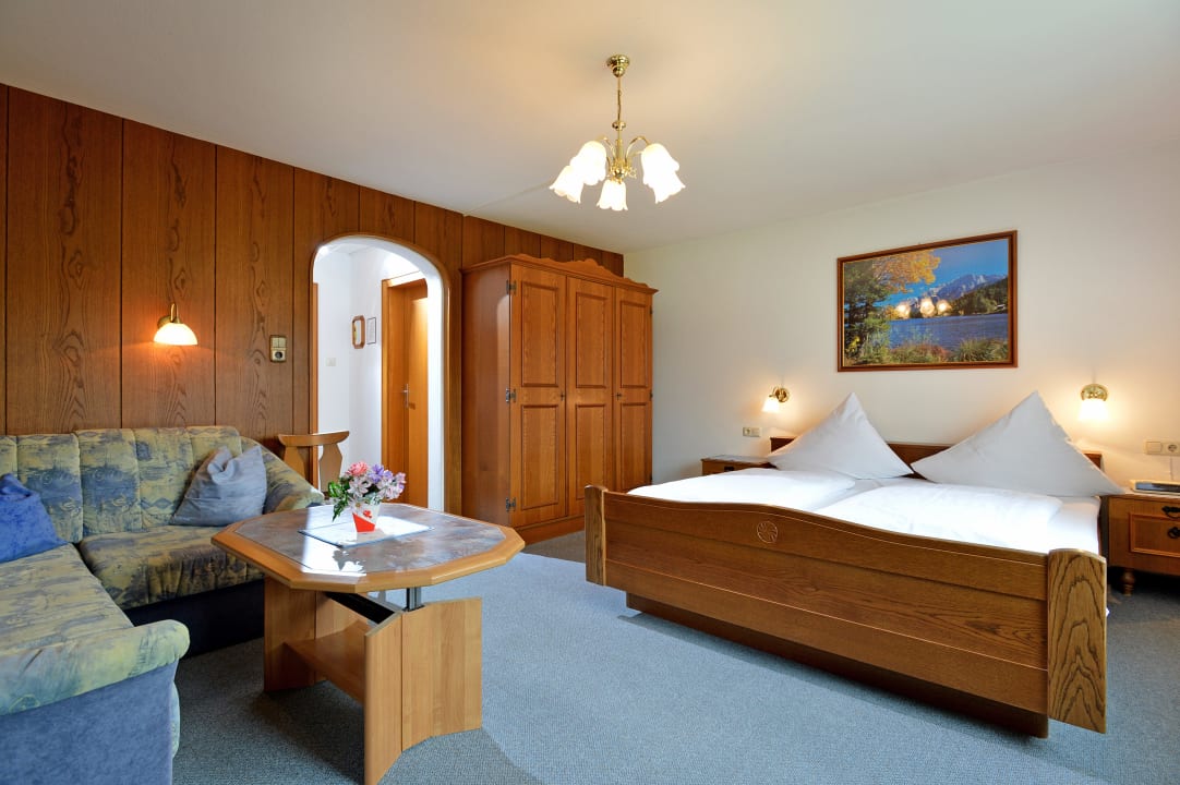 Doppel- und Dreibettzimmer Pension Erlenau