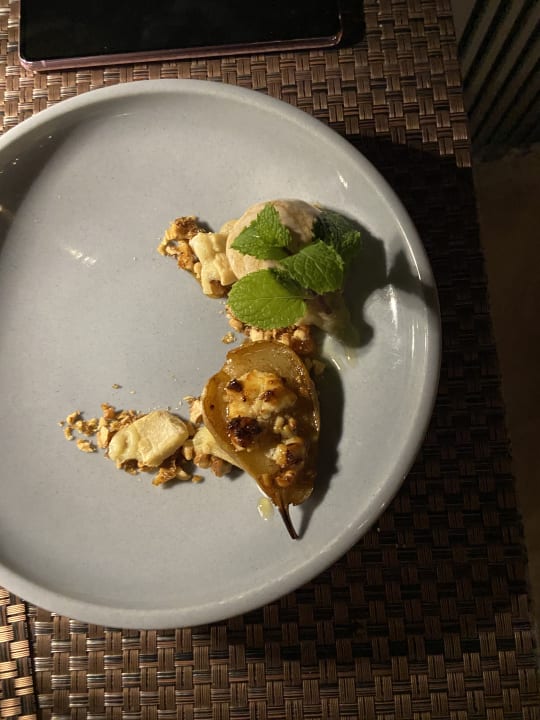 Gastro Outrigger Maldives Maafushivaru Resort