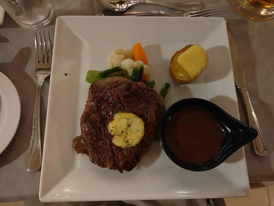 Gastro Serenity Alpha Beach