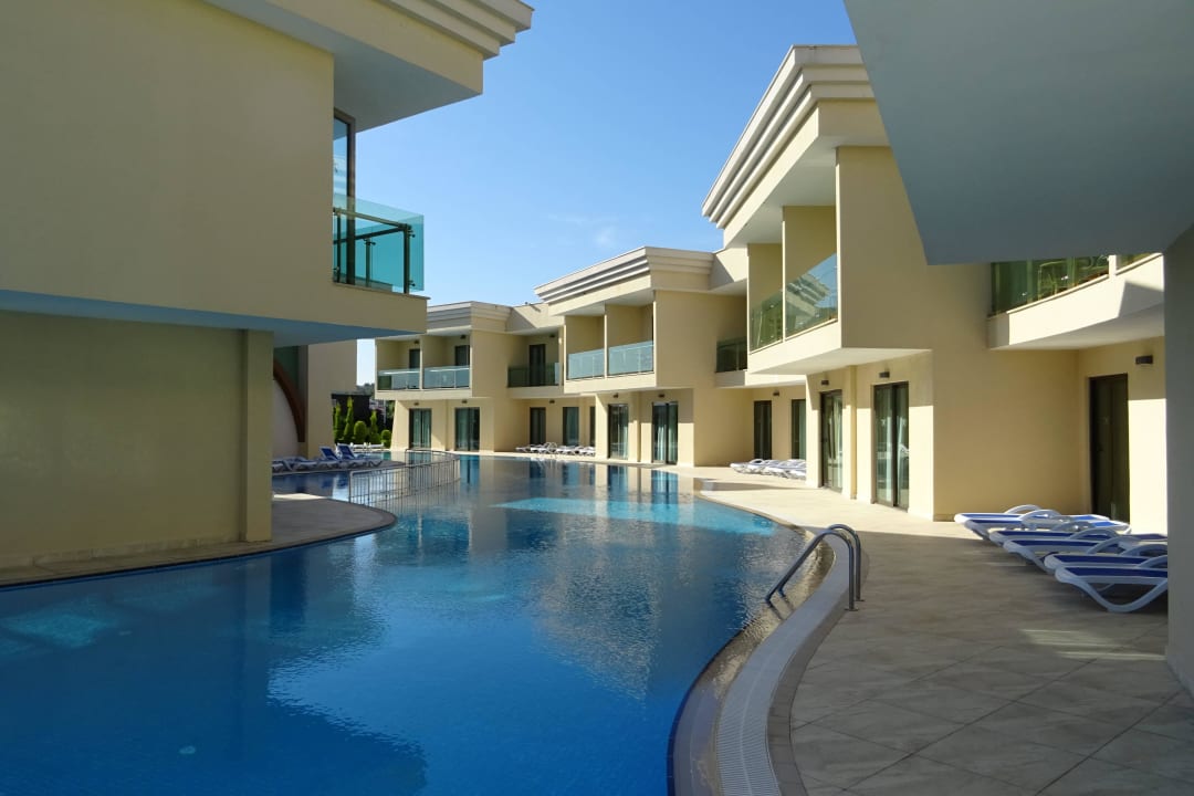 Suitenbereich mit eigenem Pool Alan Xafira Deluxe Resort & Spa
