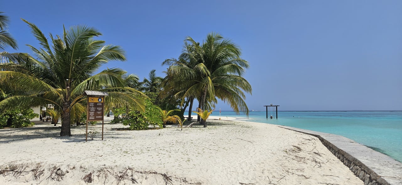 Strand Adaaran Select Meedhupparu Island Resort - Premium All Inclusive