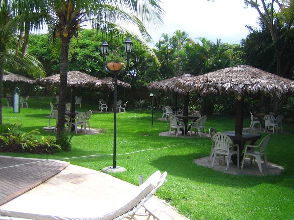 Neben dem Pool Hotel Camino Real