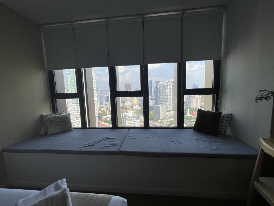 Zimmer Ceylonz Suites by MyKey Global