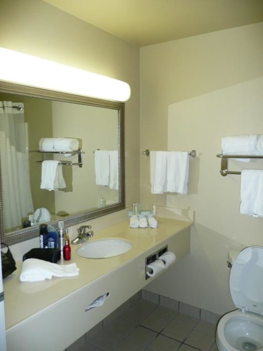 Badezimmer Waschtisch Holiday Inn Express Hotel & Suites Columbus