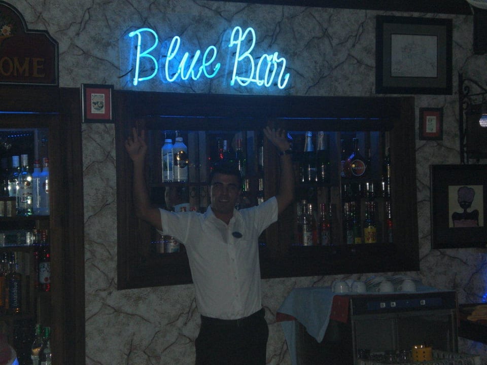 Blue Bar Hotel Royal Garden Beach
