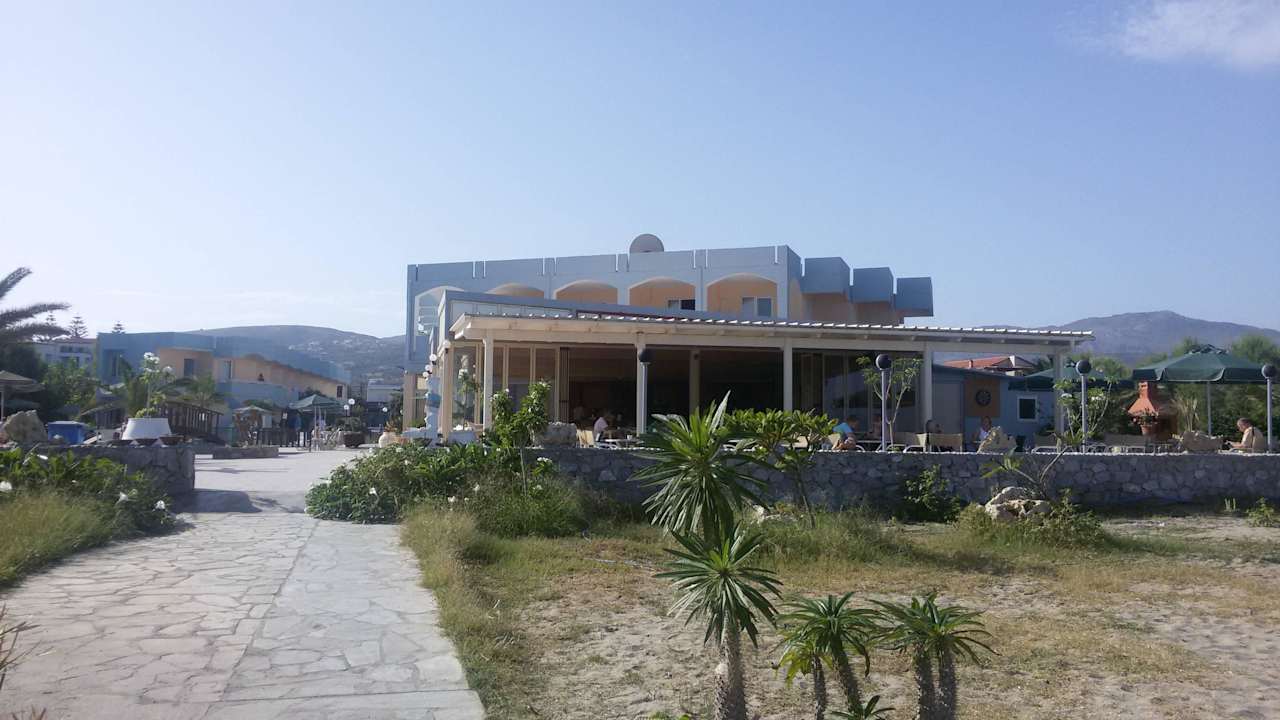 Hotel vom Strand aus zu sehen. Hotel Kathrin Beach