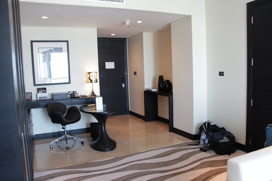 Office/Livingroom Sofitel Abu Dhabi Corniche