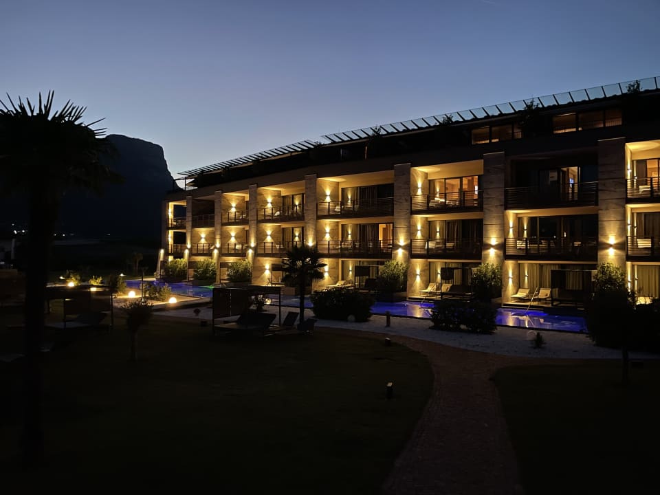 Pool Weinegg Wellviva Resort