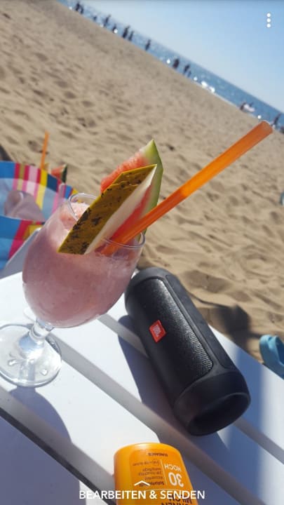 Strand Well Palace Side