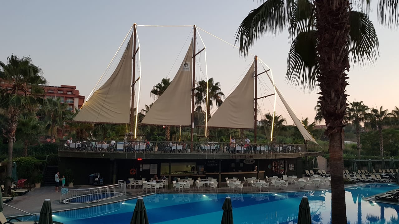 Pool Can Garden Resort