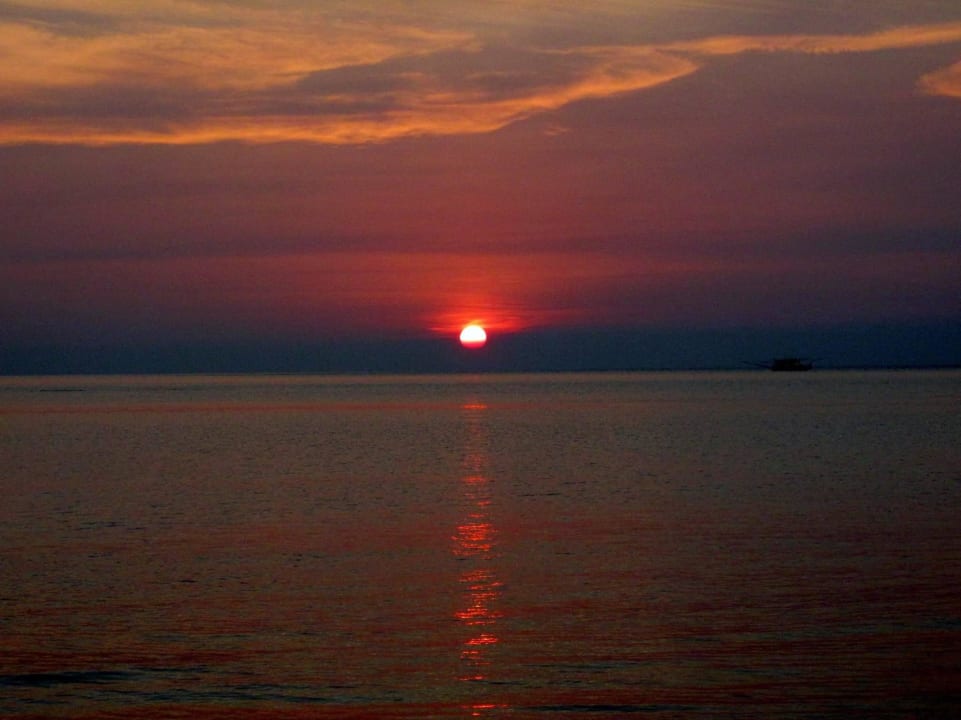Sunset Maehaad Bay Resort