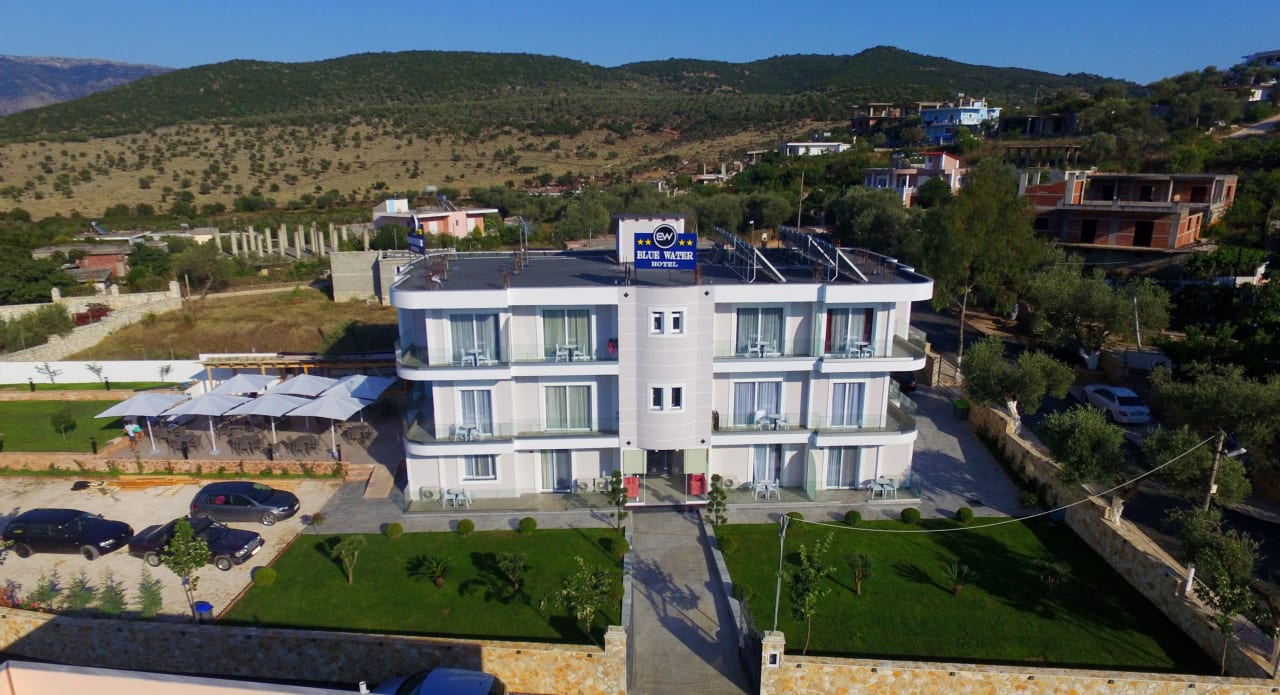 Außenansicht Blue Water Hotel