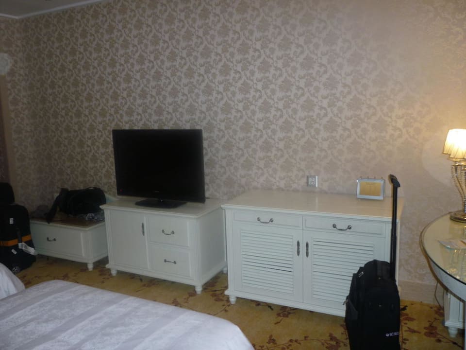 Fernseher Hotel Guilin Bravo