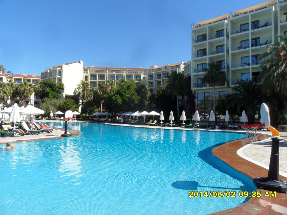 Hotel Arum Arum Barut Collection