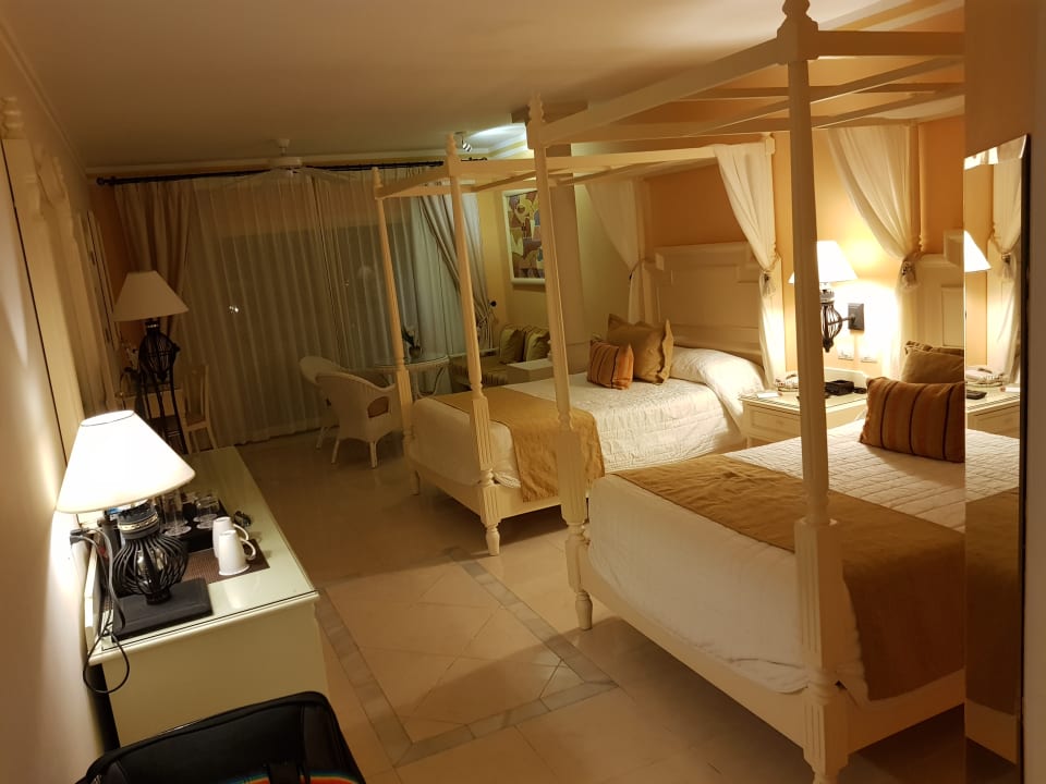 Zimmer Bahia Principe Luxury Bouganville