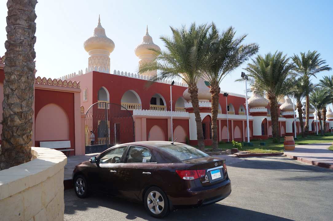 Eingang Pickalbatros Alf Leila Wa Leila Resort - Neverland Hurghada