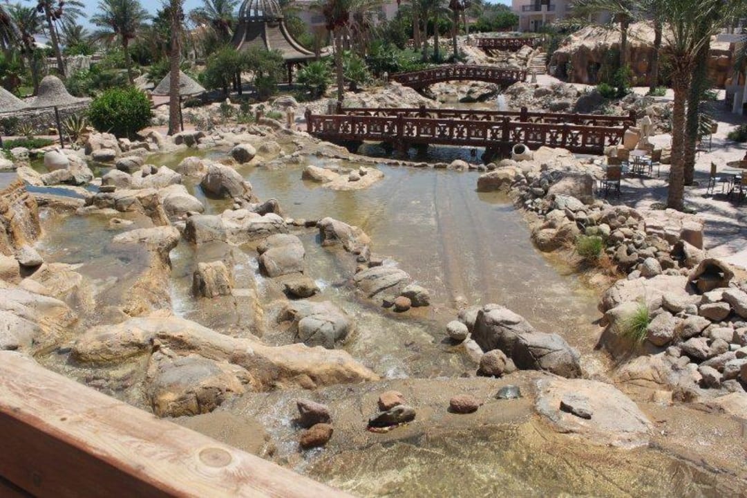 Ogrod Parrotel Beach Resort