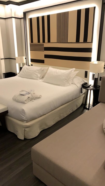 Zimmer H10 Marina Barcelona