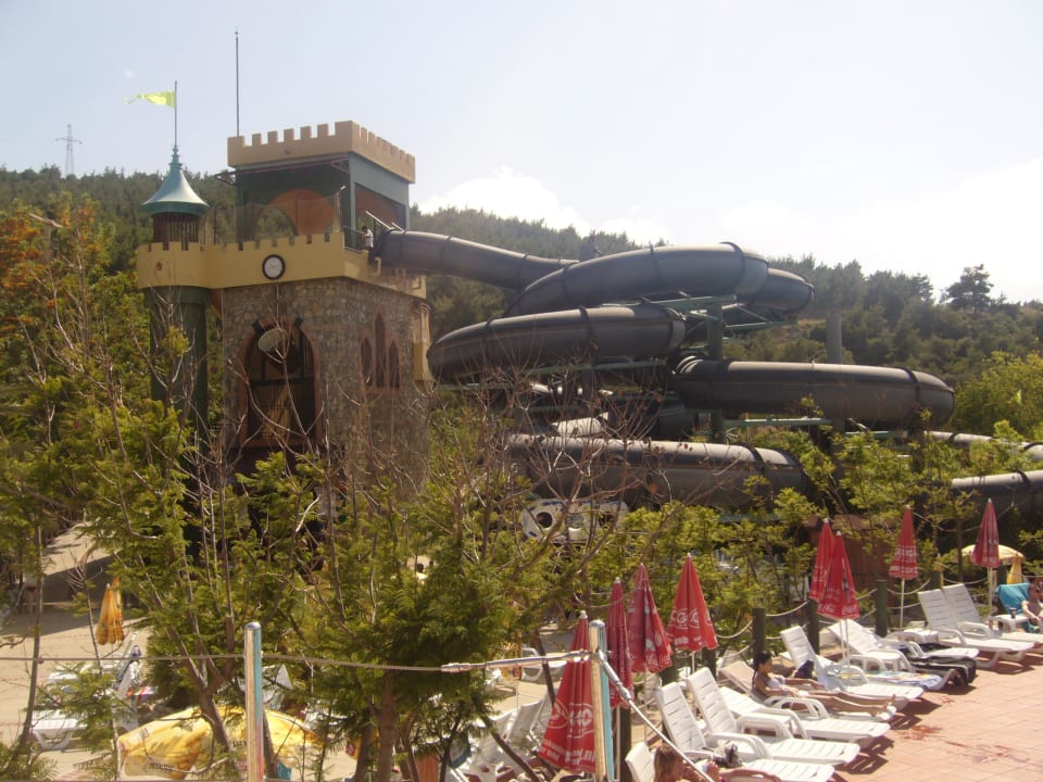 Black Hole Aqua Fantasy Aquapark Hotel & Spa