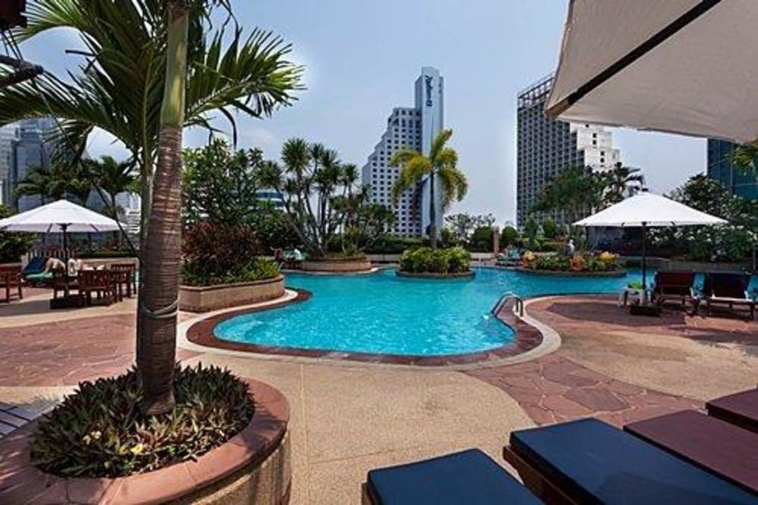 Swimmimg Pool Hotel Windsor Suites & Convention