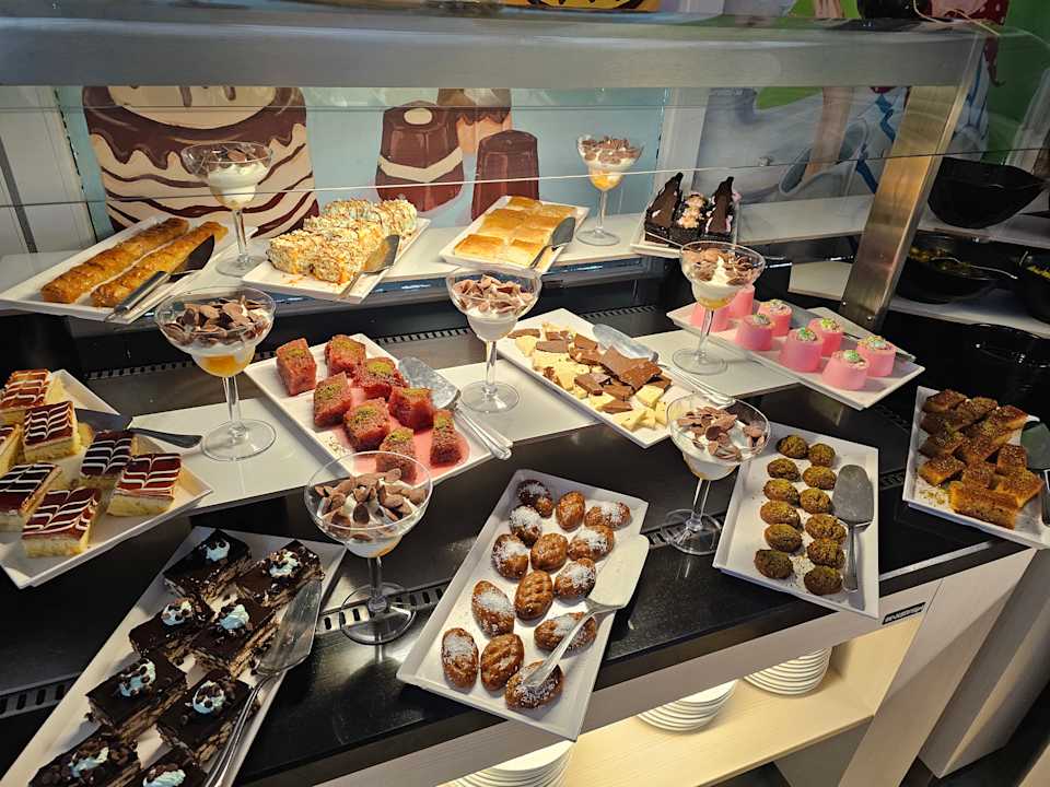 Gastro Sayanora Hotel