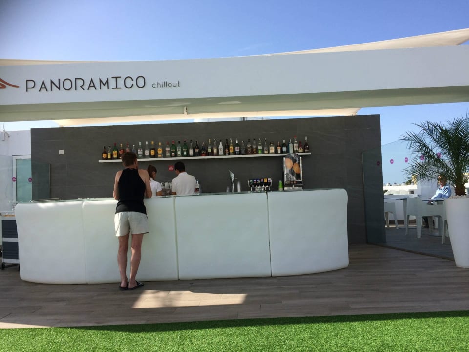 Bar auf der Dachterrasse LABRANDA Marieta - Adults only