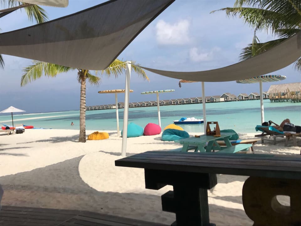 Lagoon Bar LUX South Ari Atoll