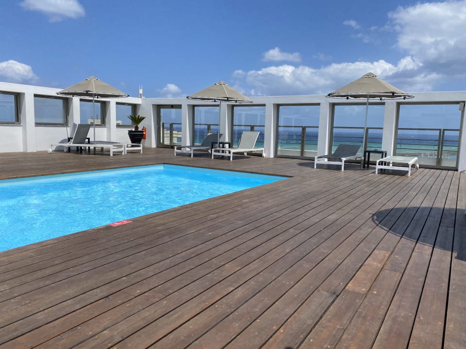 Pool Aquila Atlantis Hotel