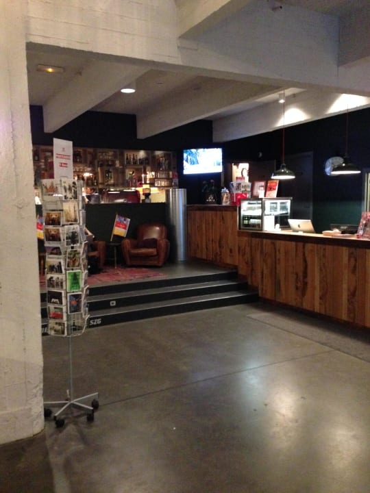 Eingang MEININGER Hotel Bruxelles City Center