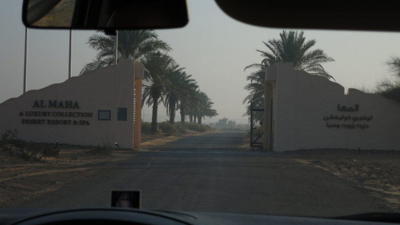 Einfahrt in der Resort Al Maha, A Luxury Collection Desert Resort & Spa