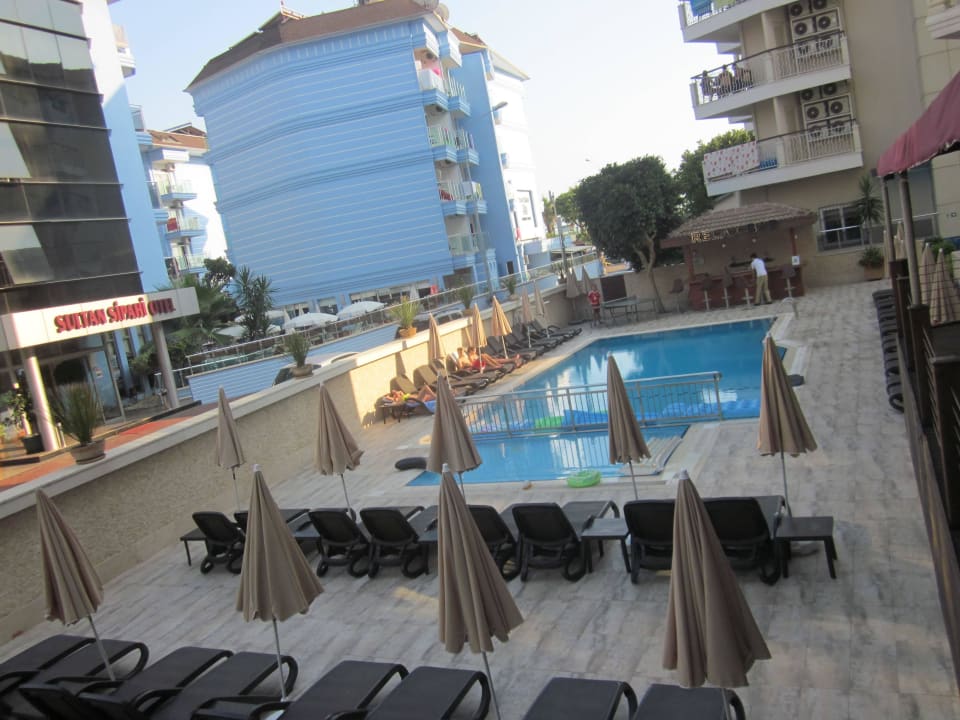Kleiner Pool Riviera Hotel & Spa
