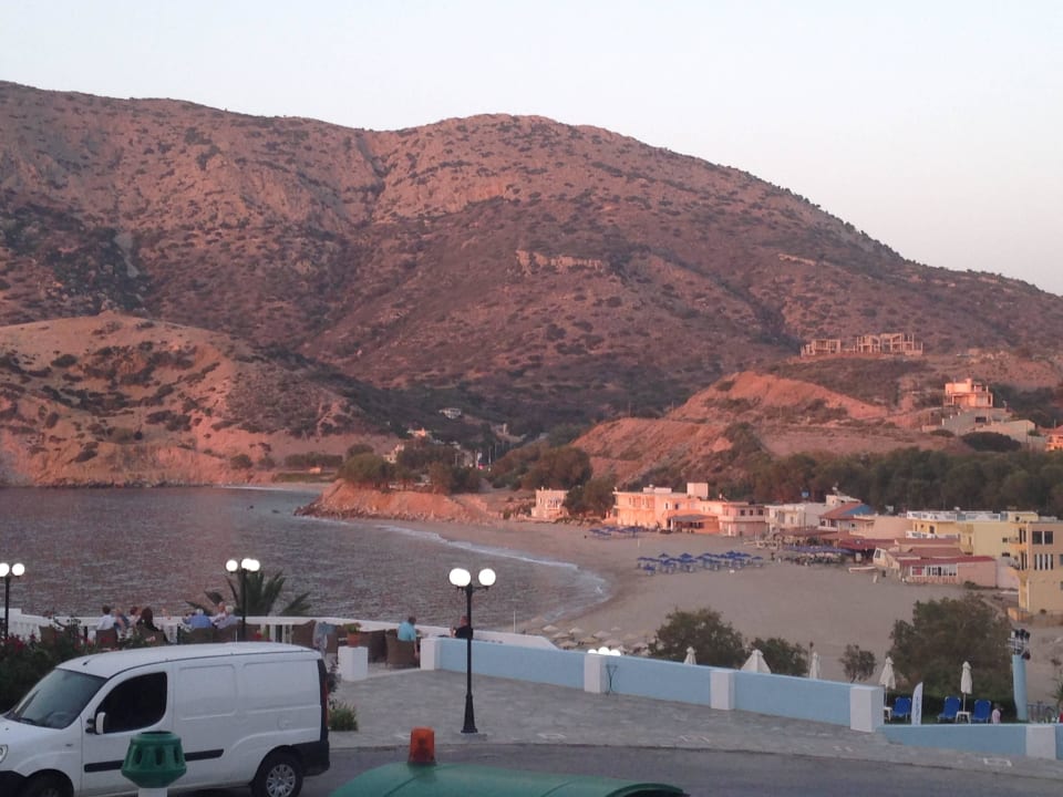 Ausblick vom Restaurant am Abend Fodele Beach & Water Park Holiday Resort