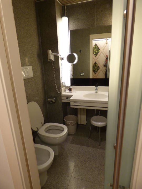 Geschmacklich nett eingerichtet Antares Hotel Concorde