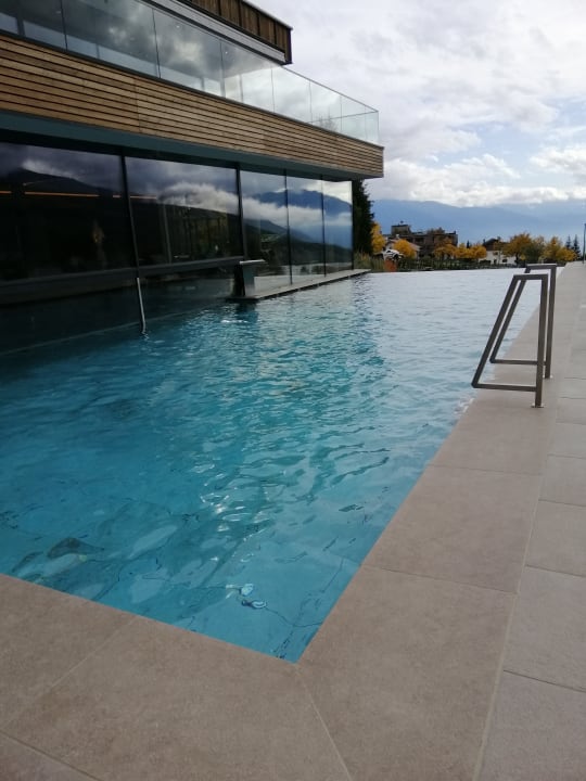 Pool SONNENBERG | Panorama Dolomites Wellbeing