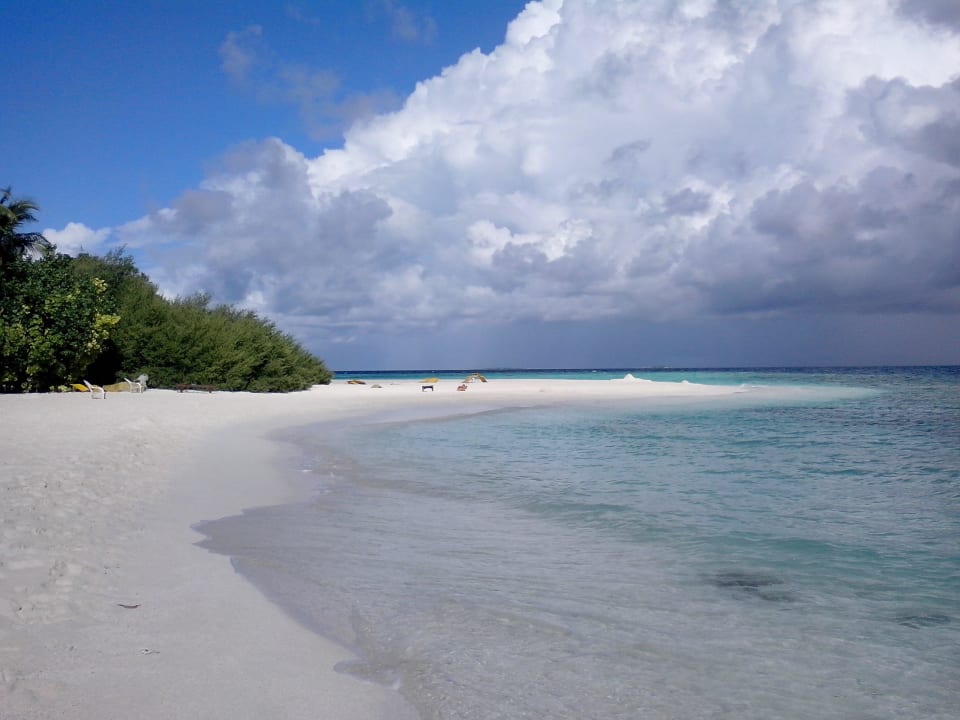 Strand Embudu Village