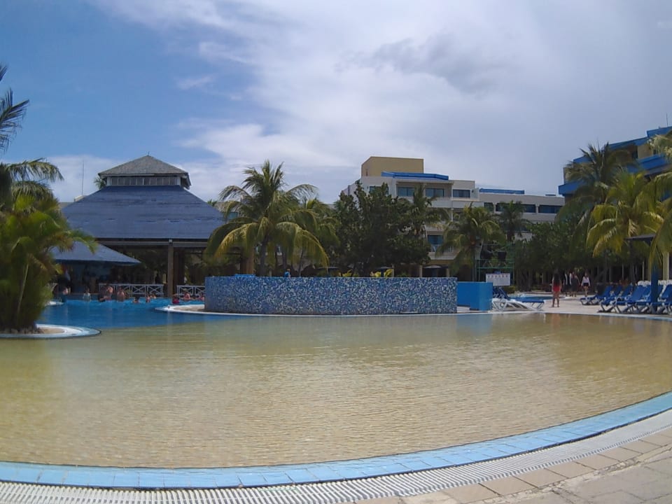 Pool ASTON Costa Verde Beach Resort