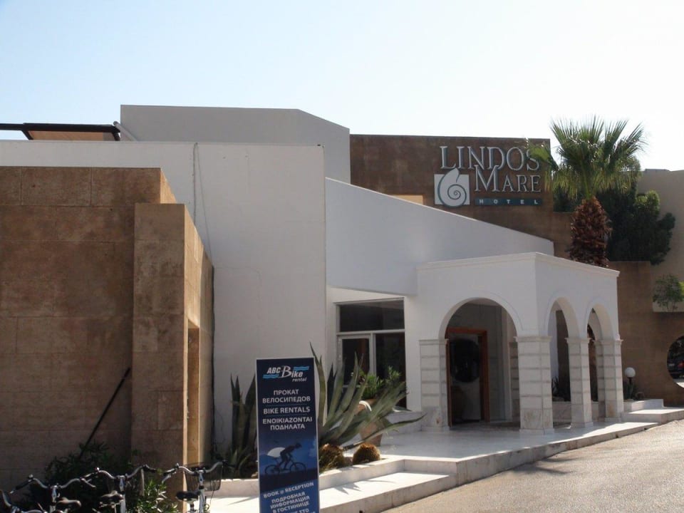 Hoteleingang Lindos Mare, Seaside Hotel