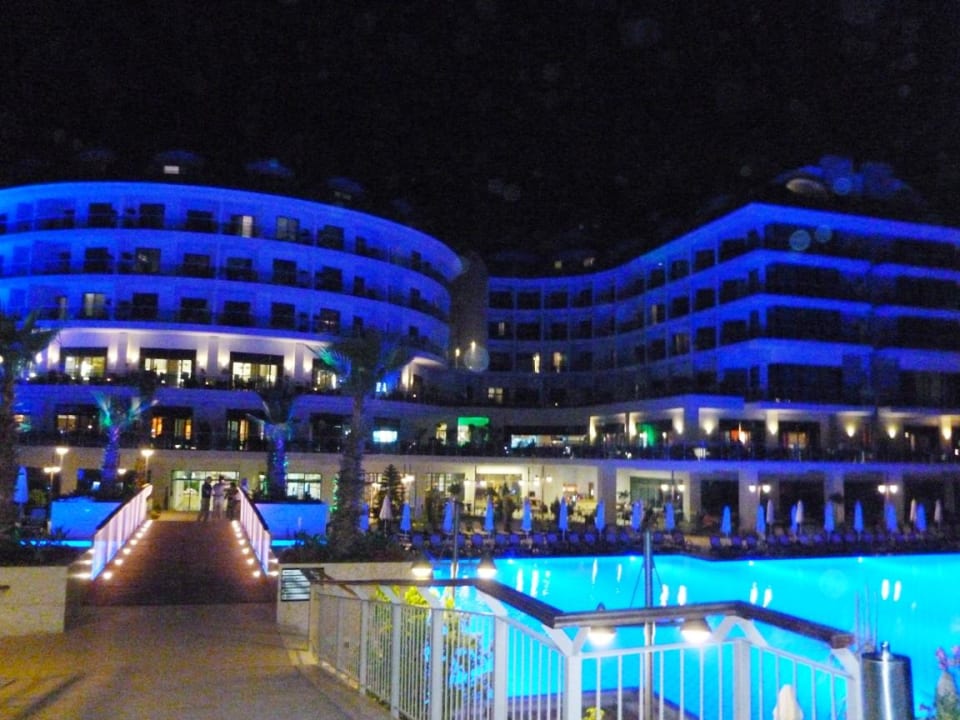 Exterior view of the hotel Commodore Elite Suites & Spa - Adults only