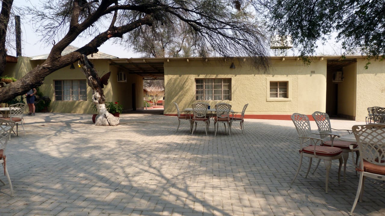 Außenansicht Hammerstein Lodge & Camp