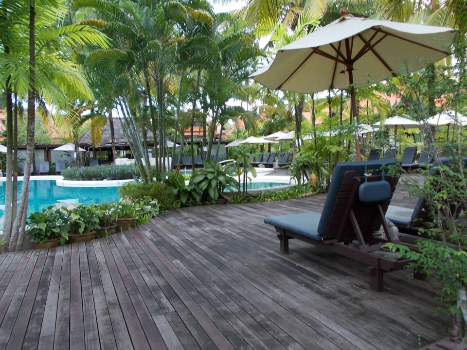 Sehr schöne Poollandschaft Khaolak Bhandari Resort & Spa