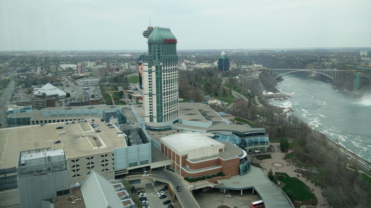 Ausblick Embassy Suites Hotel Niagara Falls / Fallsview